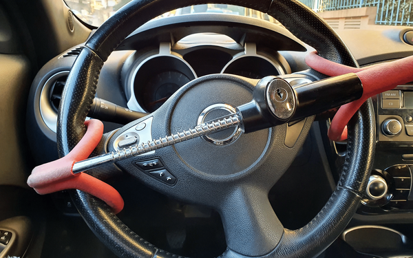 Best Steering Wheel Lock: A Product Review